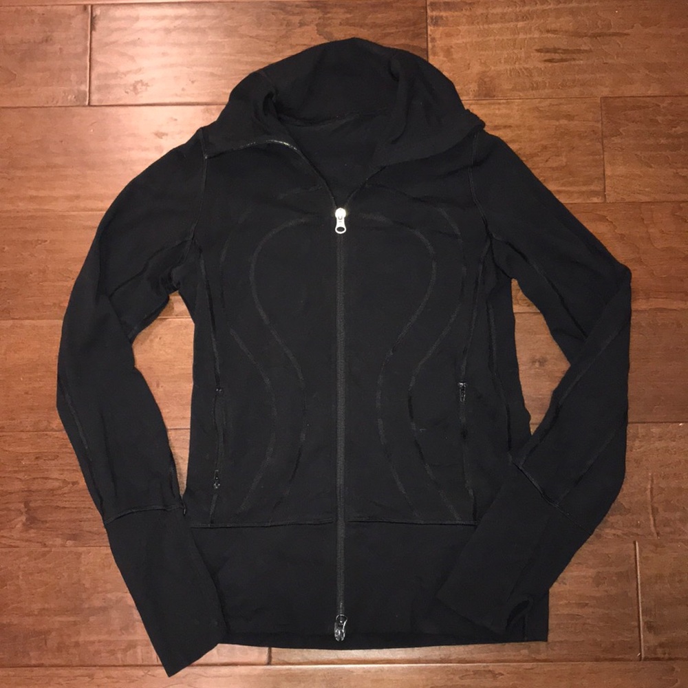 lululemon jacket